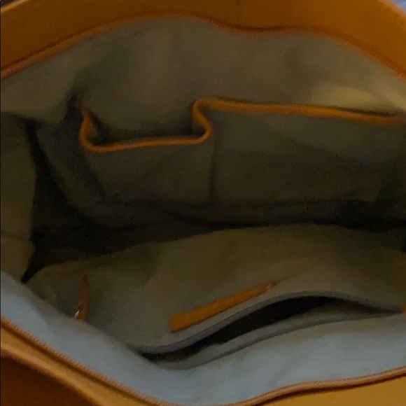 Handbag - Picture 3 of 4